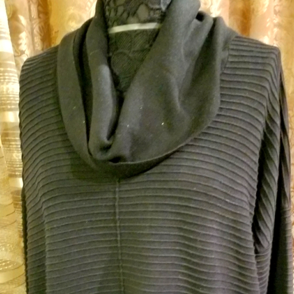 Previously Loved Black Womens Sweater